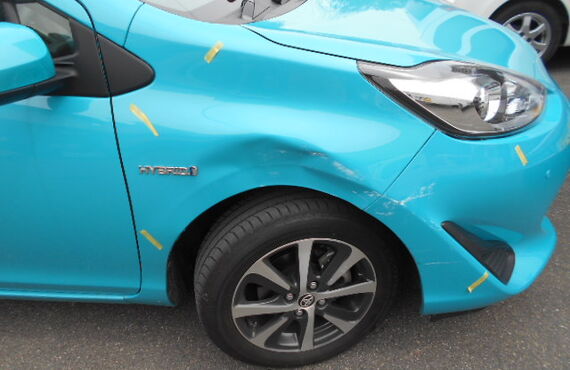 アクアフェンダーを鈑金修理で復元しました