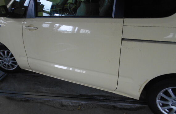 ポルテオートドアーの取替修理